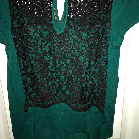 Green Lace Blouse-Size M - Picture 2 of 5